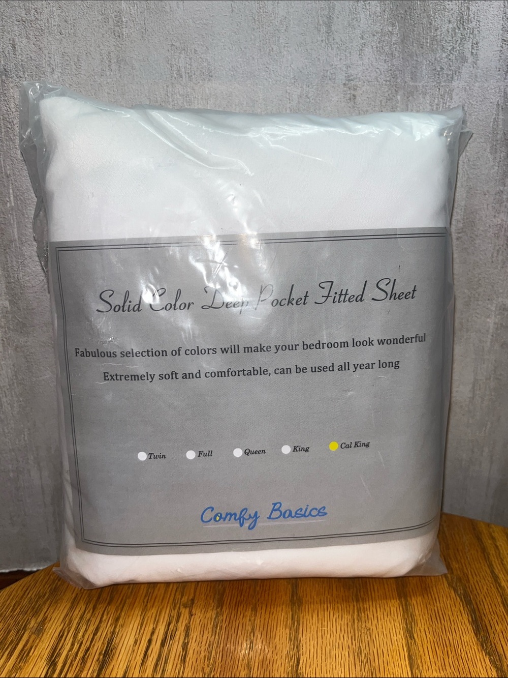 Solid color, deep pocket fitted sheet cal king